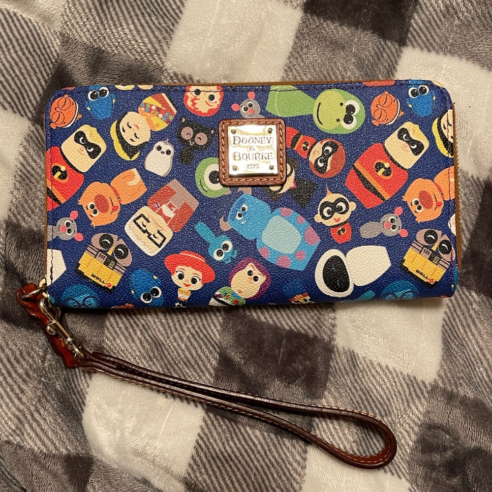 Like New- Dooney and Bourke Disney Wallet